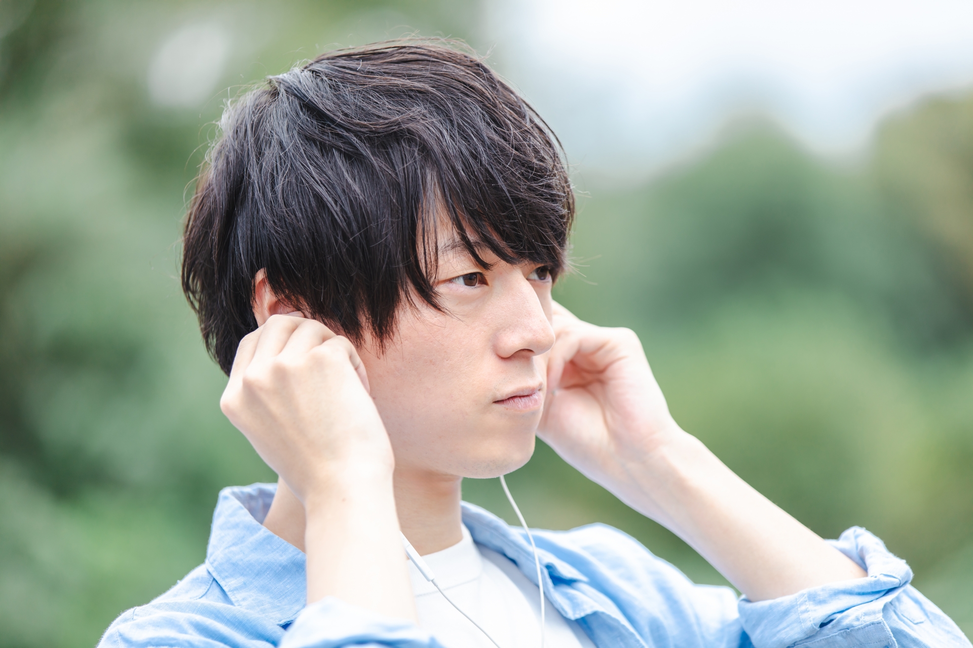 難聴は高齢者だけの問題じゃない？調べてみて驚いた“若い世代の聞こえリスク”